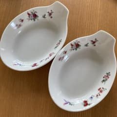 【美品】 ローラアシュレイ　グラタン皿　2枚セット　※匿名配送のサムネイル