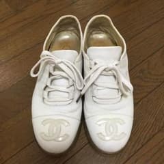 CHANEL スニーカーのサムネイル