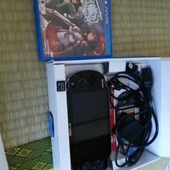 PS VITA(メモリーカード8GB、充電器付き)＆艦これ改のサムネイル