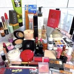 美品　コスメまとめ　デパコス　DIOR CHANEL 未使用品　残量多 化粧品 限定アイテムが可愛すぎる！【DIOR・シャネル】【新作コスメニュース