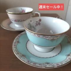 お値下げしましたナルミボーンチャイナ ティーカップ・ソーサーセット