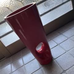 赤い穴あき　傘立て　花瓶 赤い穴あき 傘立て 花瓶 - メルカリ