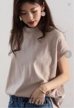 クラシカルエルフ　ミドル丈クルーネック　Ｔシャツのサムネイル