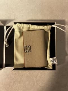 LOEWE（ロエベ）アナグラム トライフォールド 名刺入れ - メルカリ