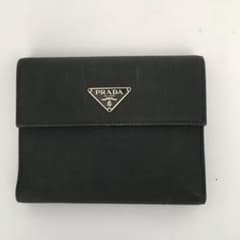 PRADA プラダ 折り財布のサムネイル