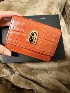 フルラ FURLA コンパクト財布のサムネイル