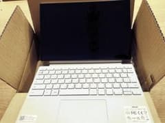 メモリ8GB LTEモデル ASUS Chromebook CM3001DM2A - メルカリ