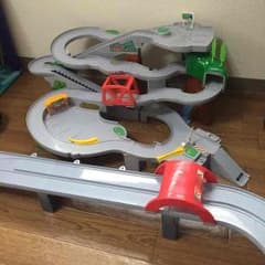 たけてぃん様 専用 トミカ やまみちドライブ にぎやかドライブ セットのサムネイル