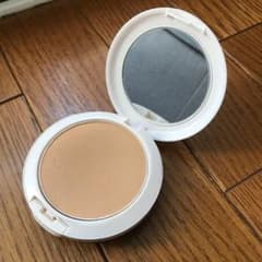 mana様専用☆M A C☆ライトフルCファンデーション、ケース付きのサムネイル