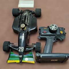 F1 ラジコンカー 動作確認済み・即走行可能！ F1 ラジコンカー 動作確認済み・即走行可能！ - メルカリ
