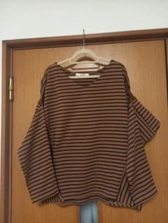 アクータ　変形カットソーのサムネイル