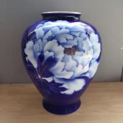 9 深川製磁　花瓶　花入れ　瑠璃色　牡丹 ぼたん 9 深川製磁 花瓶 花入れ 瑠璃色 牡丹 ぼたん - メルカリ