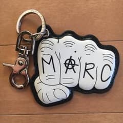 mirai様専用 マークジェイコブス marc jacobsキーホルダーのサムネイル