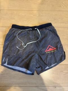 NIKE TRAIL ランニングショートパンツのサムネイル