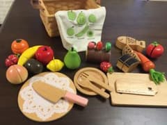 木のおままごとセットのサムネイル