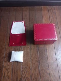 カルティエ腕時計BOXのサムネイル