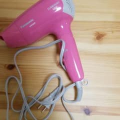ヘアードライヤーのサムネイル