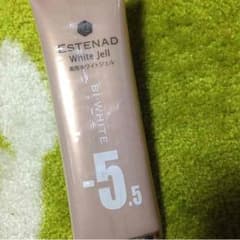 エステナード 薬用ホワイトジェル 70gのサムネイル
