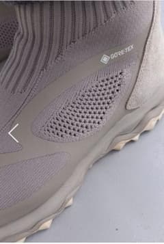 【新品未使用】mizuno nonnative WAVE MUJIN GTXのサムネイル