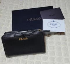 PRADA 折り財布のサムネイル