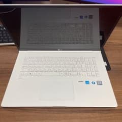 LG gram 17インチ メモリ16G SSDのサムネイル