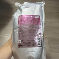 み*ず様 新品 未使用 Aujua クエンチモイストトリートメント 1000g