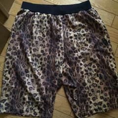 アディダス！ヒョウ柄ハーフパンツのサムネイル
