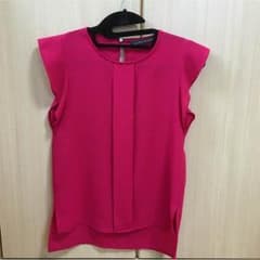 ZARA フリル袖トップスのサムネイル