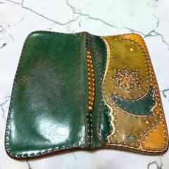 【定価4.6万】OJAGA DESIGN 長財布 NAOS 月 星 ハンドメイド e*d様 《最終価格》OJAGA DESIGN 長財布 月 星 ハンドメイド‼️ - メルカリ