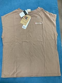 【クロブタさん専用】チャンピオン　champion ノースリーブ　レディースのサムネイル