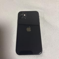 Apple iPhone 11 ブラック 本体のサムネイル