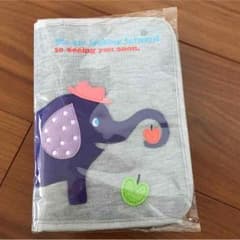 母子手帳ケース  KNICK  KNACK 新品☆のサムネイル