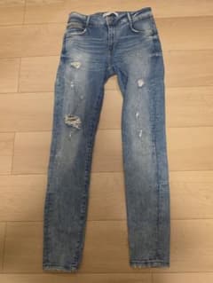 ZARA ダメージ加工 デニムパンツのサムネイル
