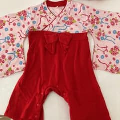 【にんじん様専用】袴風ロンパース 女の子 サイズ80のサムネイル