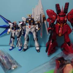 RG サザビー　νガンダム　ストライクフリーダムガンダム RG サザビー νガンダム ストライクフリーダムガンダム - メルカリ