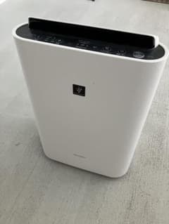 ホワイト 空気清浄機 タッチセンサー式 SHARP KC-J50-W - メルカリ
