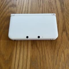 Nintendo 3DS LL ホワイト 本体のサムネイル