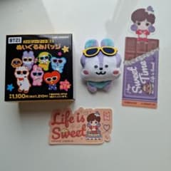BT21 ファミリーマート限定 ぬいぐるみバッジのサムネイル