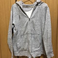 ユニクロ パーカー グレー ヒロ様専用。のサムネイル