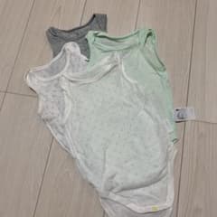 ユニクロ 肌着 ロンパースのサムネイル