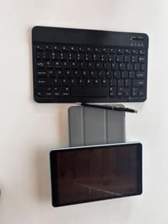 TECLAST P85T タブレット キーボード・ペン付き 箱に入れて送ります