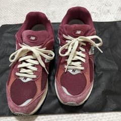 H*o様 New Balance ニューバランスM2002RHA WINE REのサムネイル