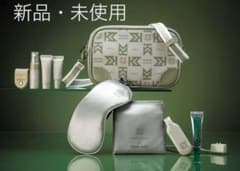 新品】エバー航空 ビジネスクラス限定 メゾンキツネ コラボアメニティ