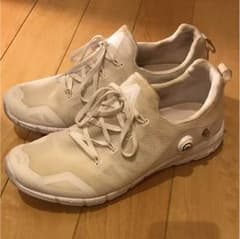 リーボック ポンプ 26.5 白のサムネイル