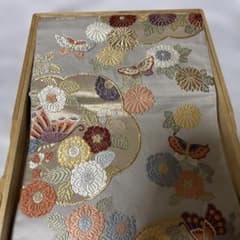 moyashi様の専用 袋帯 六通 正絹 菊 蝶 グレー色 - メルカリ