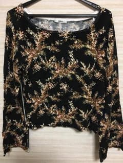 【みい★様専用！】トップスのサムネイル