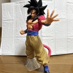 一番くじ ドラゴンボール 超サイヤ人4 孫悟空 フィギュアのサムネイル