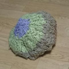 毛糸のベレー帽のサムネイル