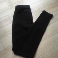 ユニクロ　レギパンのサムネイル
