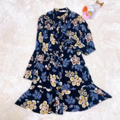 【美品】 トリーバーチ 長袖 ブラウス シルク100% 花柄 ピンタック Tory Burch - 【美品】 トリーバーチ 長袖 ブラウス シルク100% 花柄